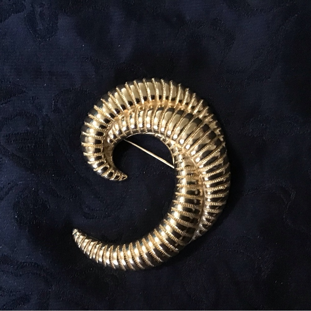 Vintage Monet Brooch